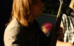 Группа Рояль в кустах поздравляет с 8 Марта в пивном доме PRAHA